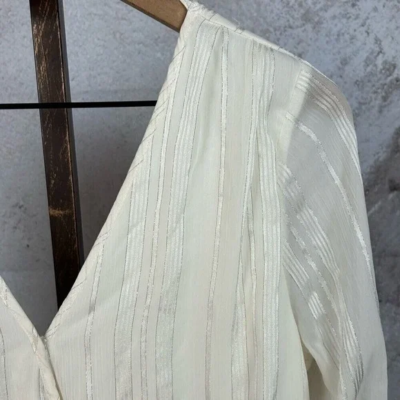 BCX ruffled sleeve shimmer top size L tonal pinstripe feminine wrap blouse Y2K - Picture 4 of 6